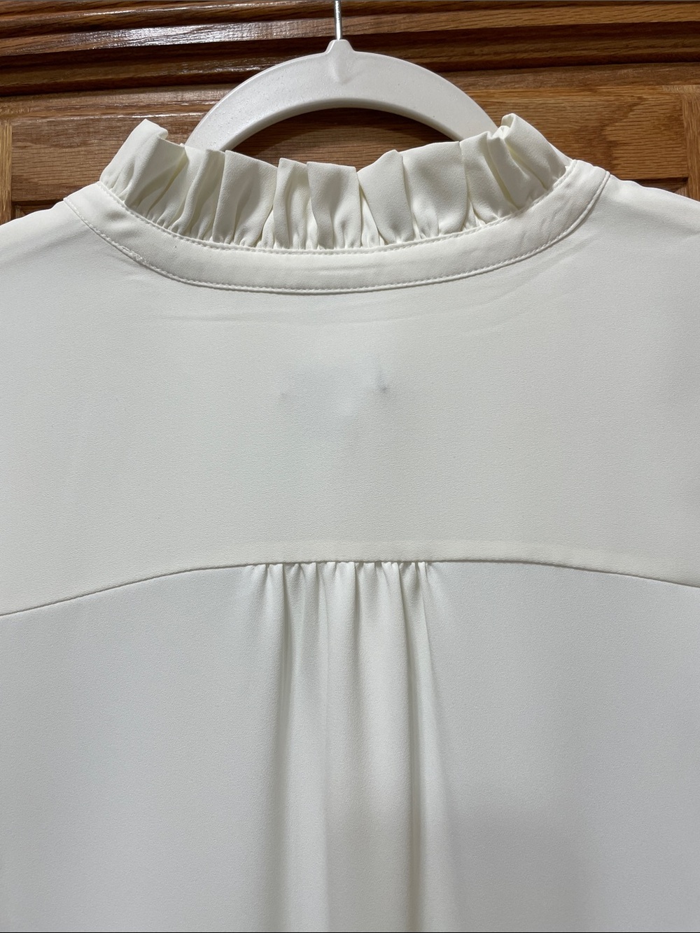 Talbots Cream Ruffle-Neck Long Sleeve Blouse Size Medium Petite NWT - Picture 12 of 15